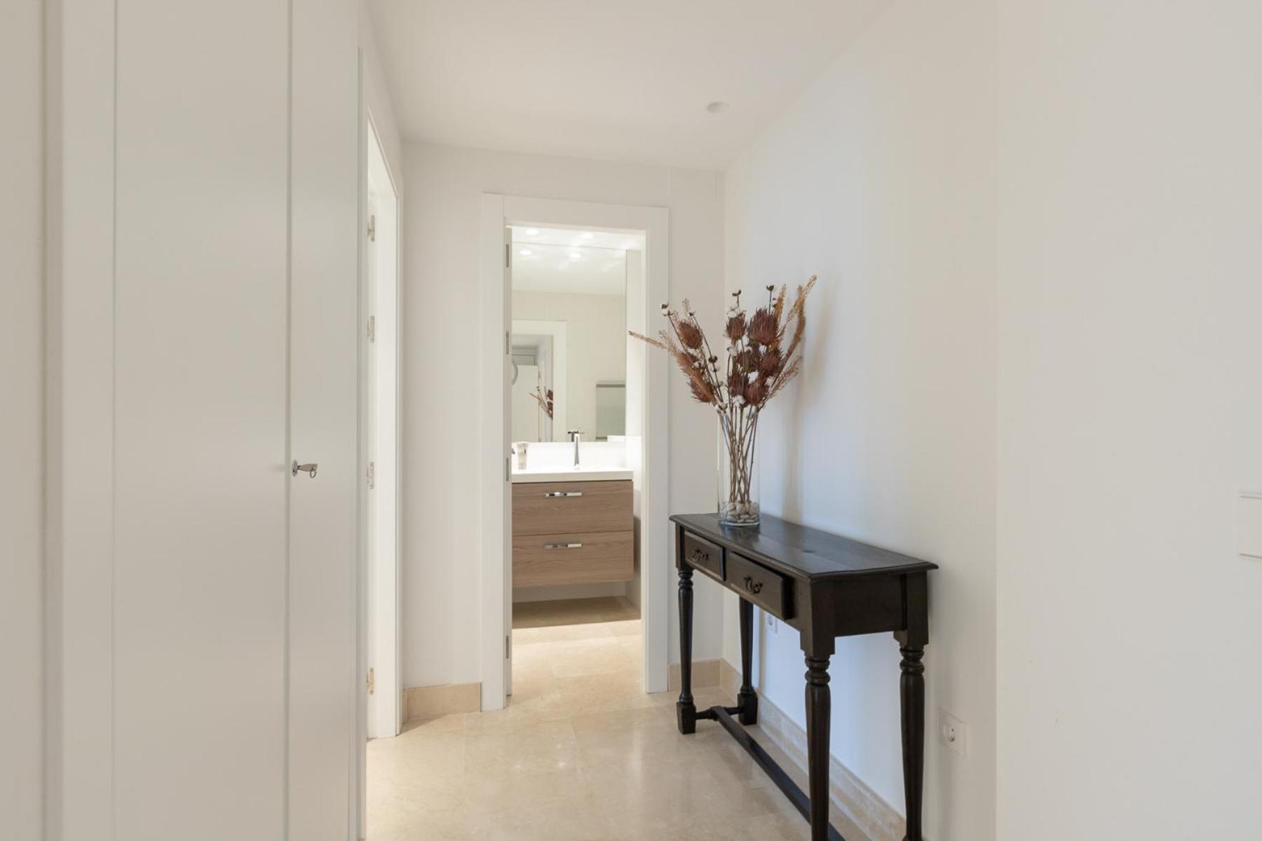 Lujoso Apartamento Con Piscina En Paseo Maritimo 마르베야 외부 사진